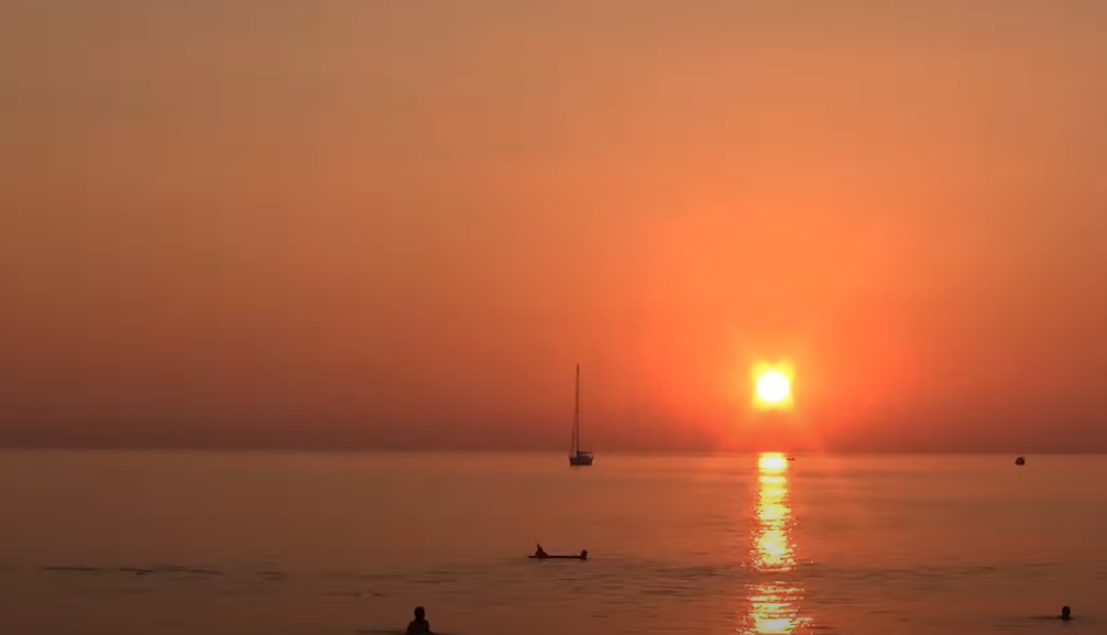 Flat Earth proof, Phuket sunset, level Earth